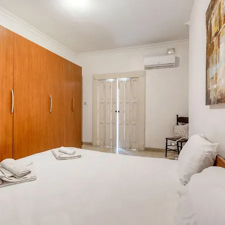Tower Road Seafront Home, With 3br & Working Space By 360 Estates Apartment Sliema