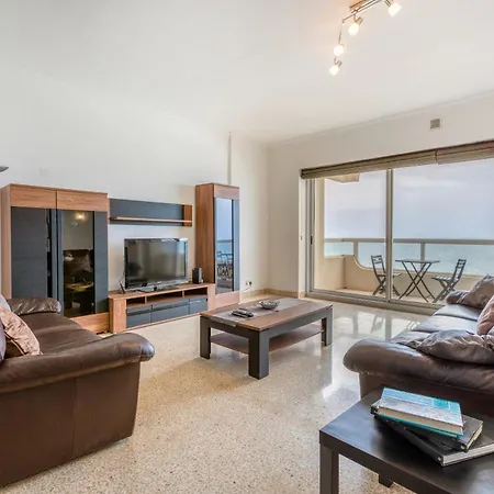 Tower Road Seafront Home, With 3br & Working Space By 360 Estates
